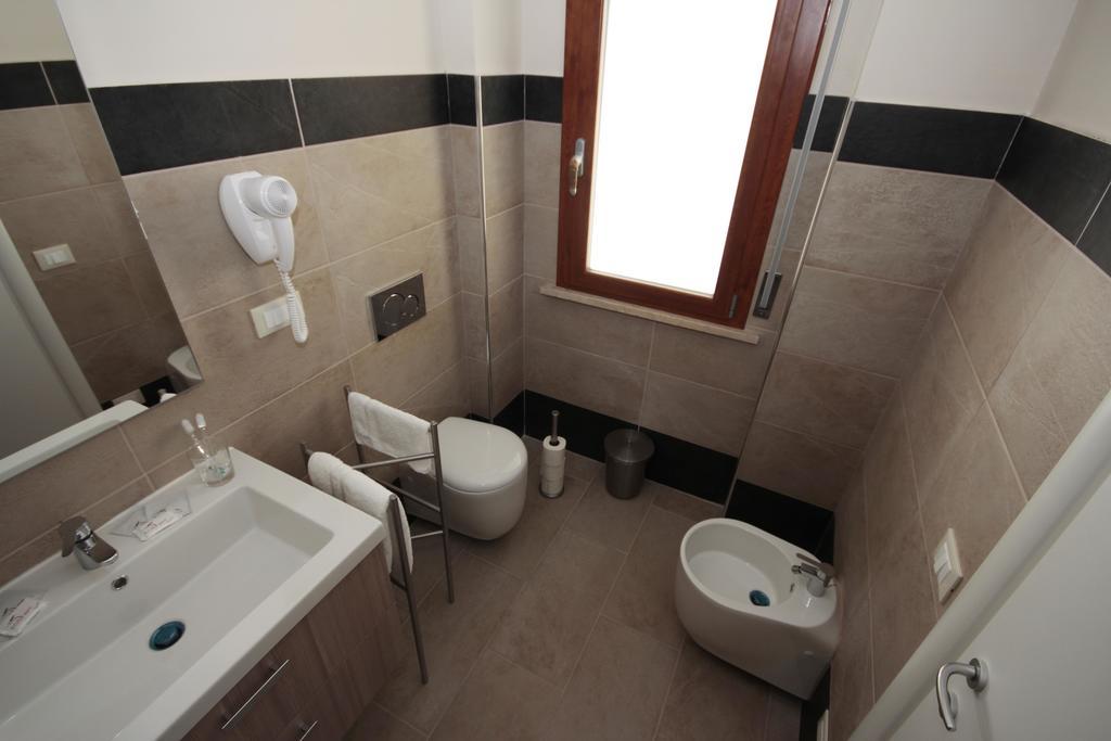A Pochi Passi Hotel Pisa Room photo
